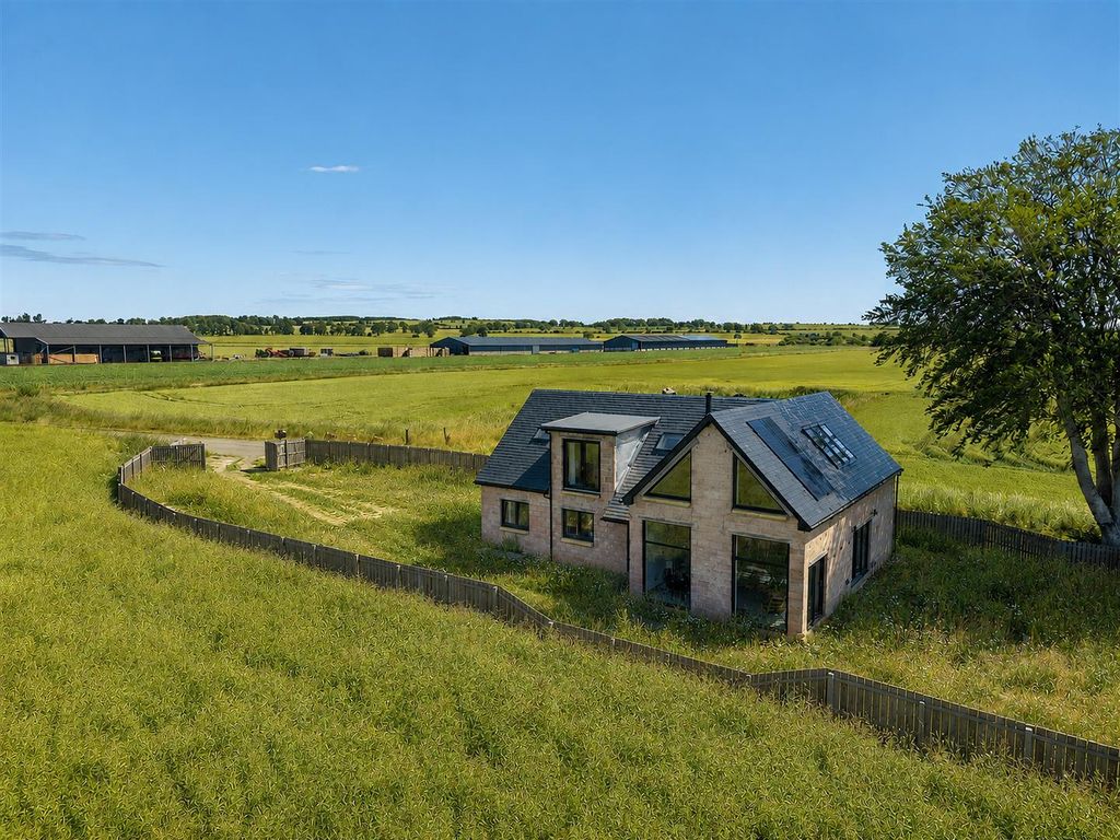Property photo 1 of 37 The Hayshed Kinnell-3.Jpg