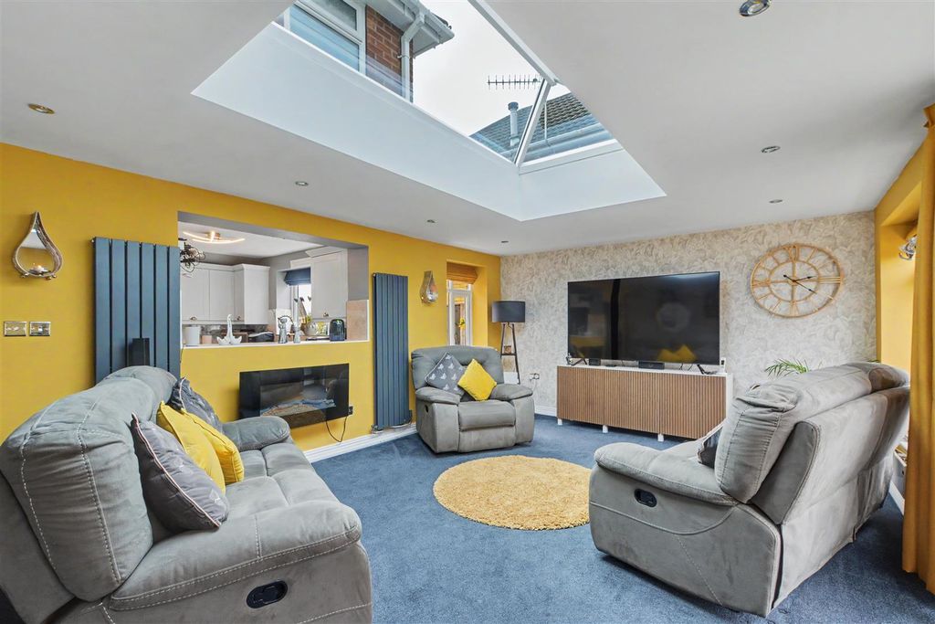 Property photo 3 of 27 Orangery_2.Jpeg