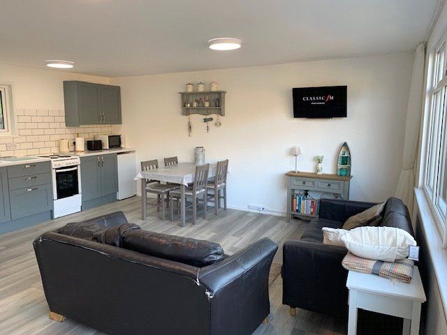 Property photo 3 of 13 Picture No. 02