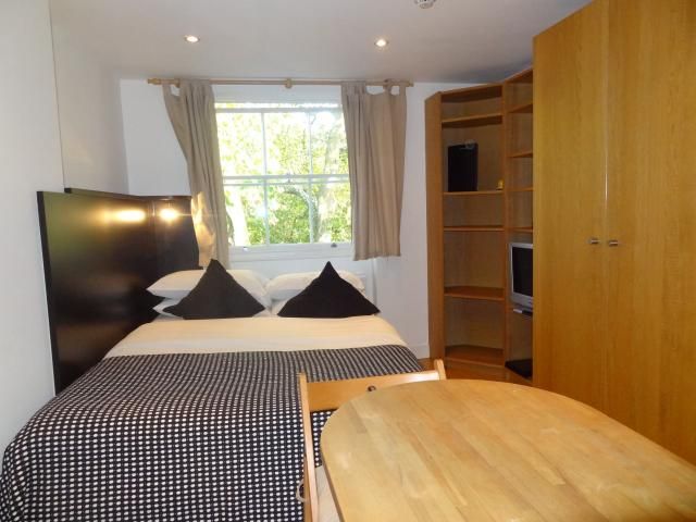 Property photo 1 of 6 Studio To Rent