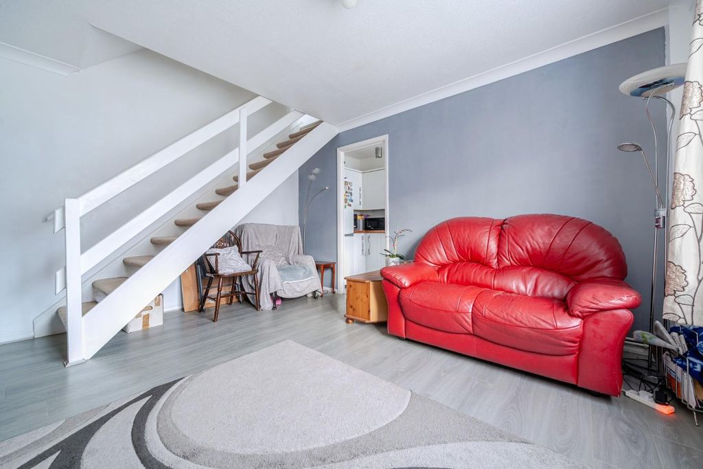 Property photo 3 of 14 1386471-5-69306d7198A7B.Jpg