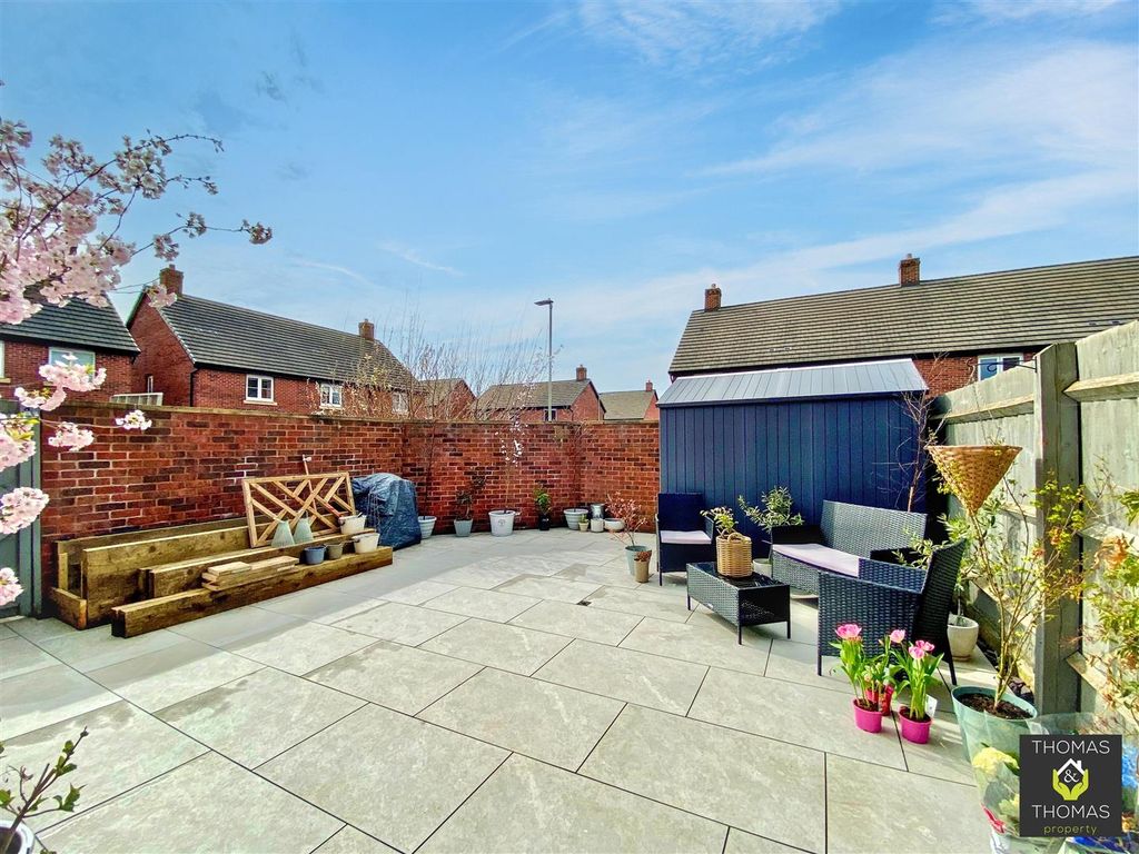 Property photo 3 of 17