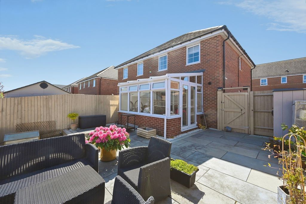 Property photo 3 of 21 Rear Aspect