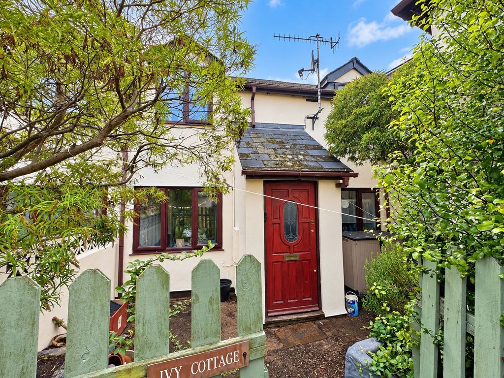 Property photo 1 of 9