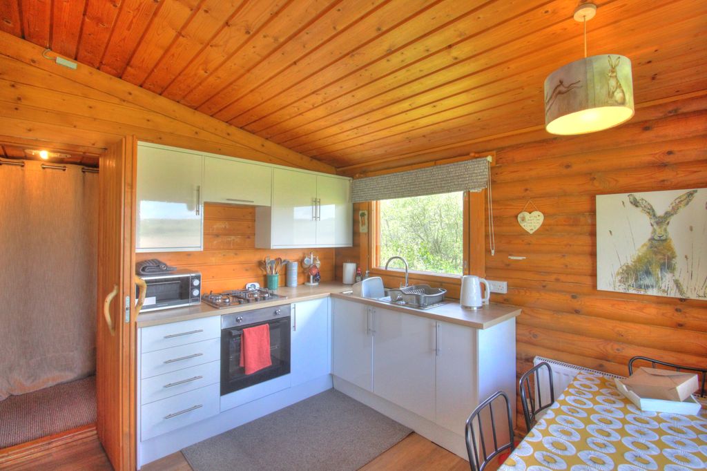 Property photo 3 of 23 Img_9206_7_8