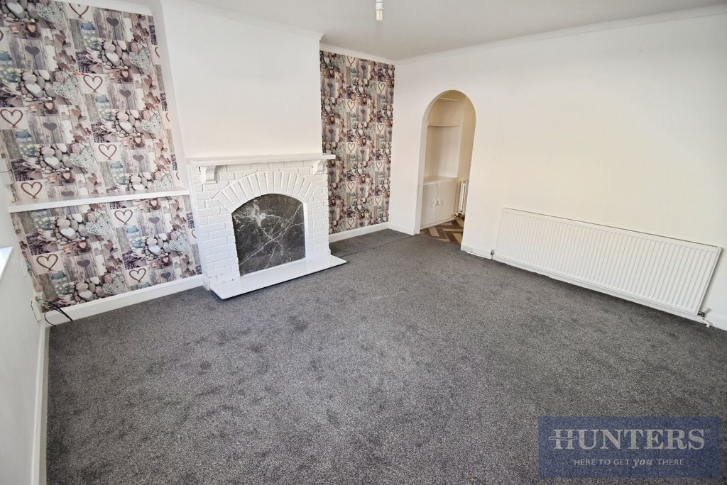 Property photo 2 of 12 Pbox-Img.Jpg