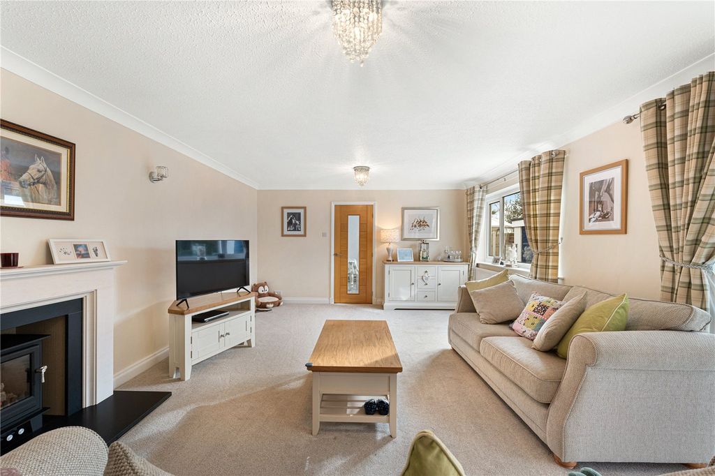 Property photo 3 of 28 Picture No. 28