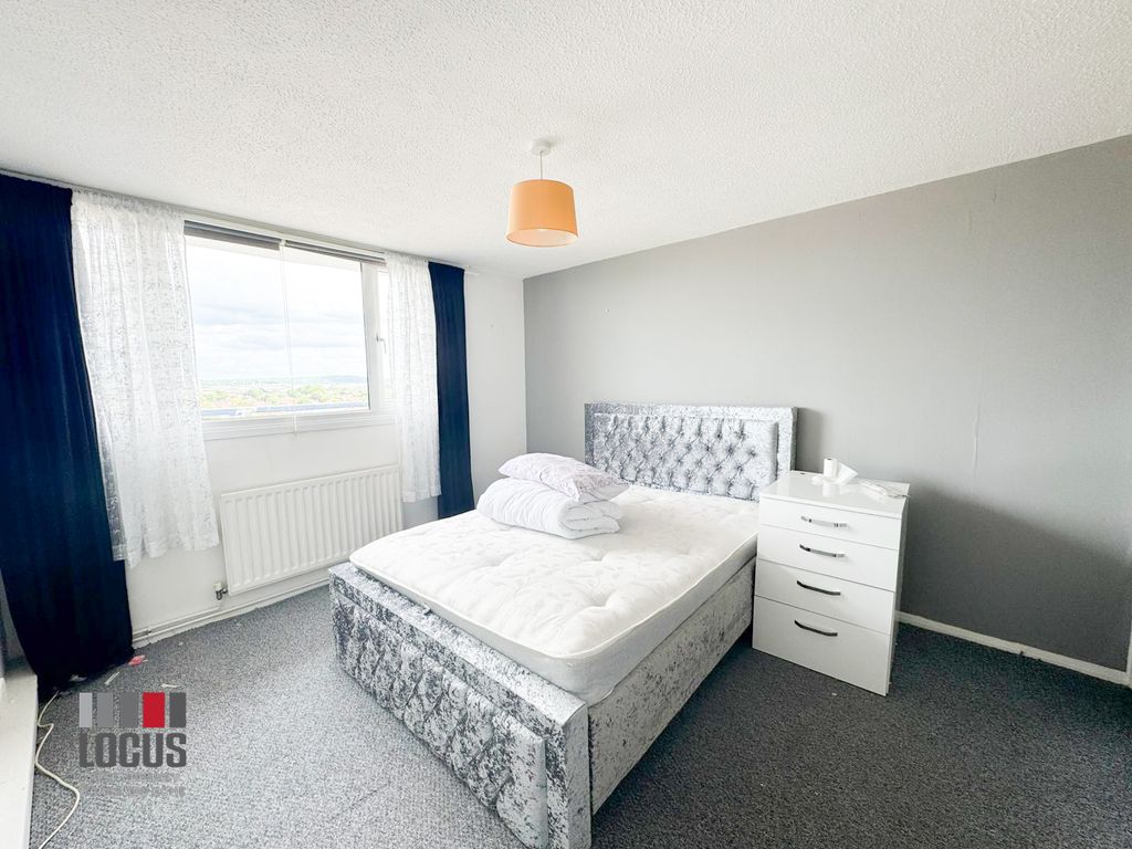 Property photo 3 of 6 Photo 3