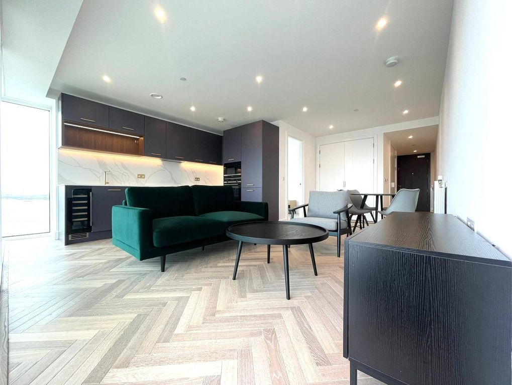 Property photo 1 of 14 Two Bedroom Apartment To Rent