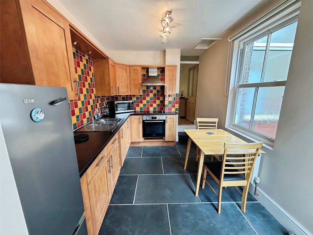 Property photo 3 of 8 Picture No. 08