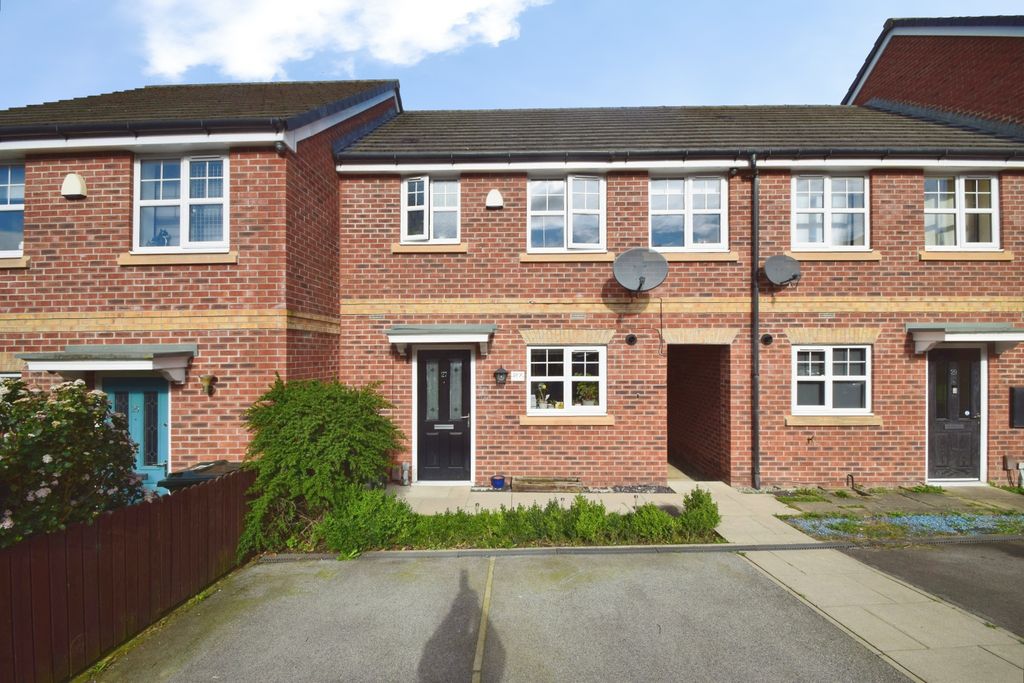 Property photo 1 of 12 E032E5Bd-Front