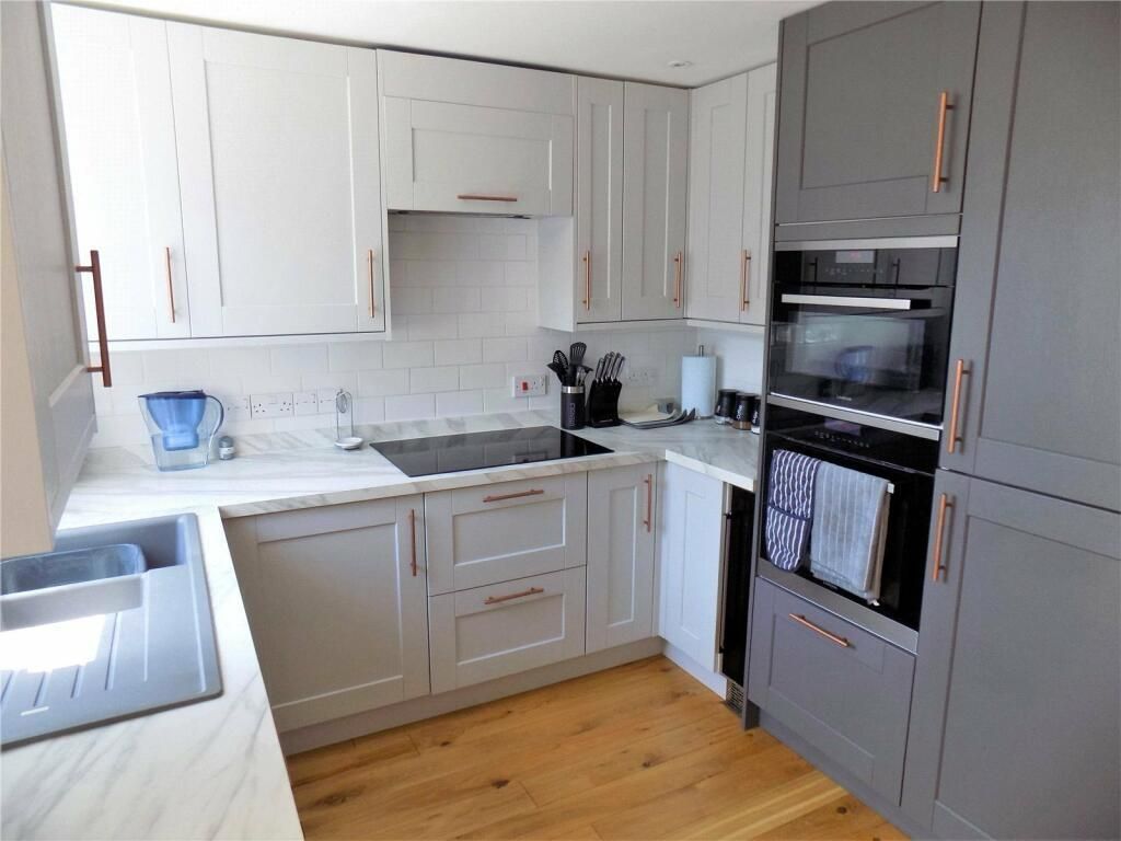 Property photo 3 of 7 Image