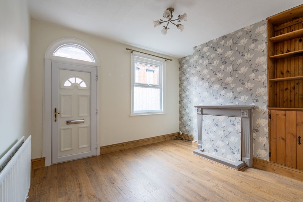 Property photo 2 of 14