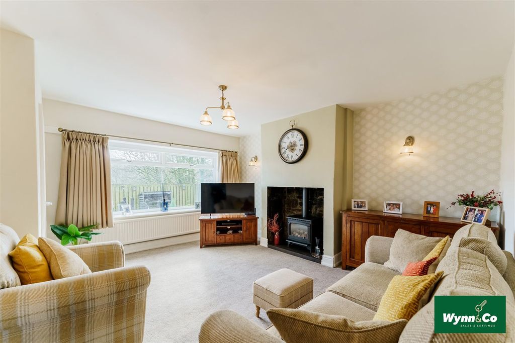 Property photo 3 of 25 913 New Hey Road-1027.Jpg