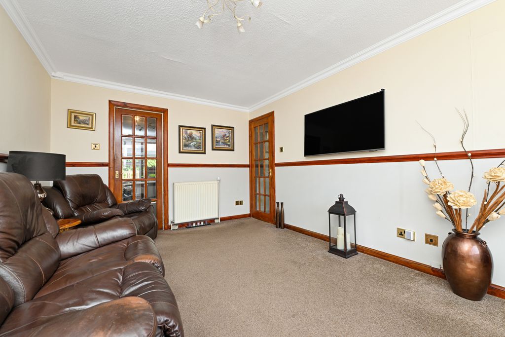 Property photo 3 of 18 Property Image 3