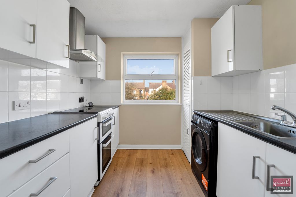 Property photo 2 of 13 Dsc01479