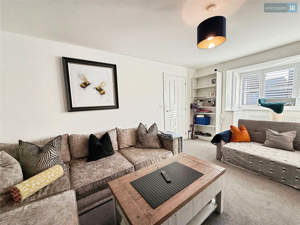 Property photo 3 of 17 Picture No. 55