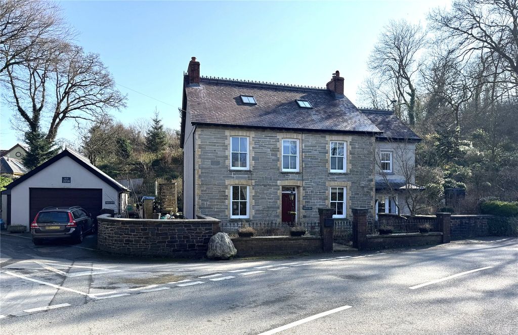 Property photo 1 of 25 Picture No. 32