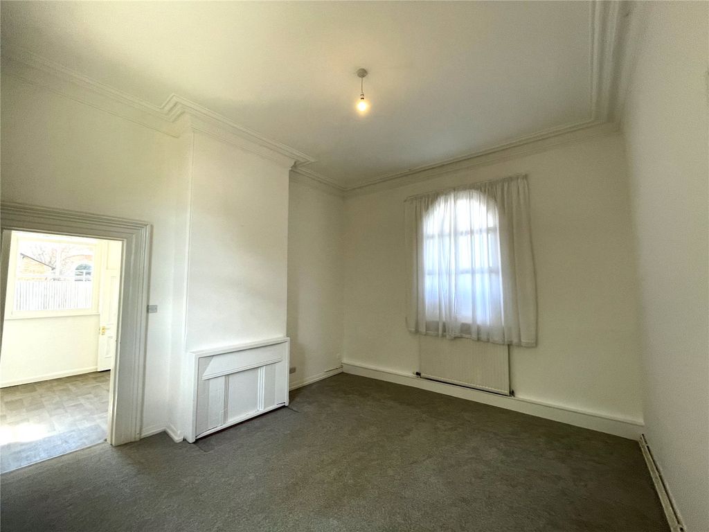 Property photo 3 of 9 Picture No. 08