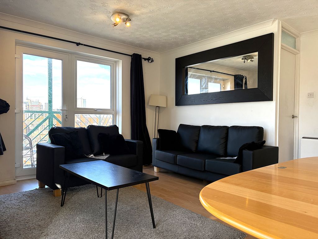 Property photo 3 of 10 Exterior