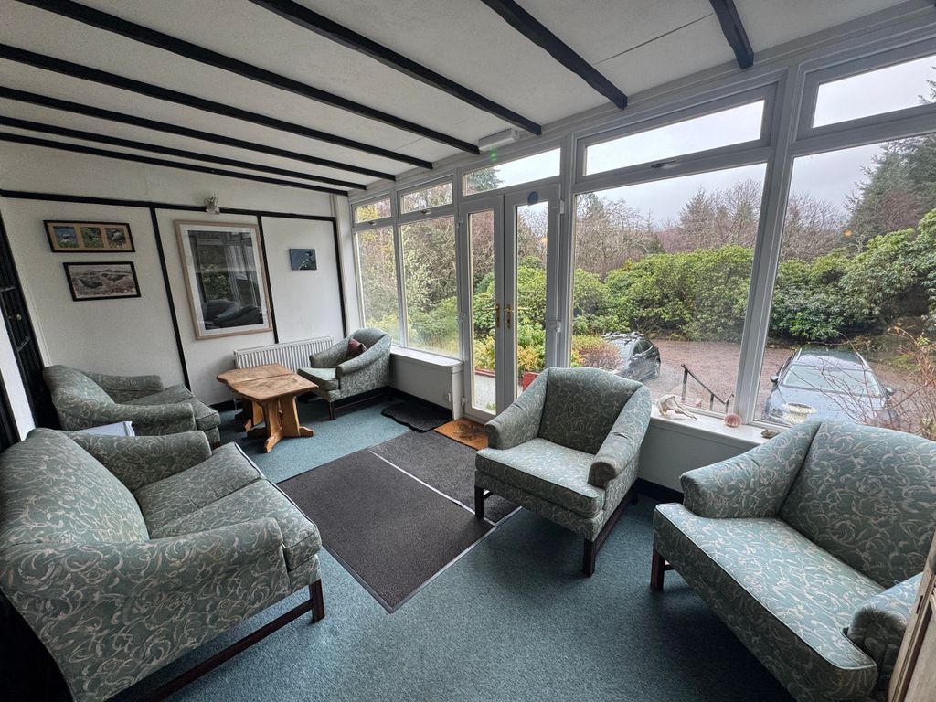 Property photo 3 of 43 3.Jpeg