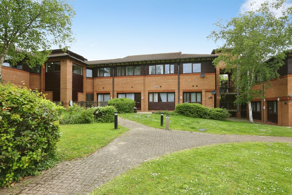 Property photo 1 of 13
