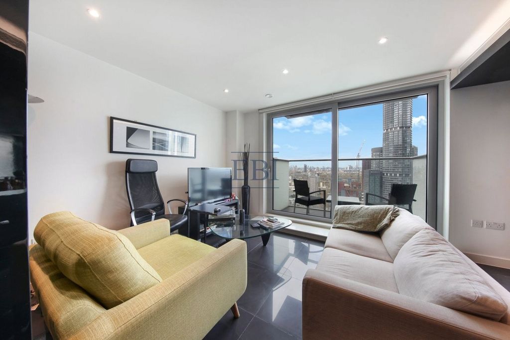 Property photo 1 of 16 Picture No. 11