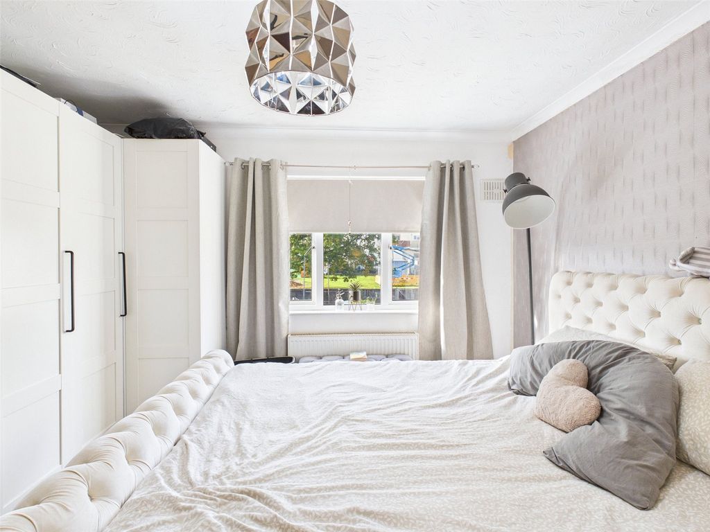 Property photo 3 of 13 Picture No. 22