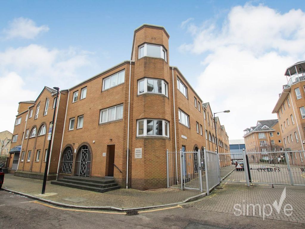 Property photo 2 of 17 Img_1926