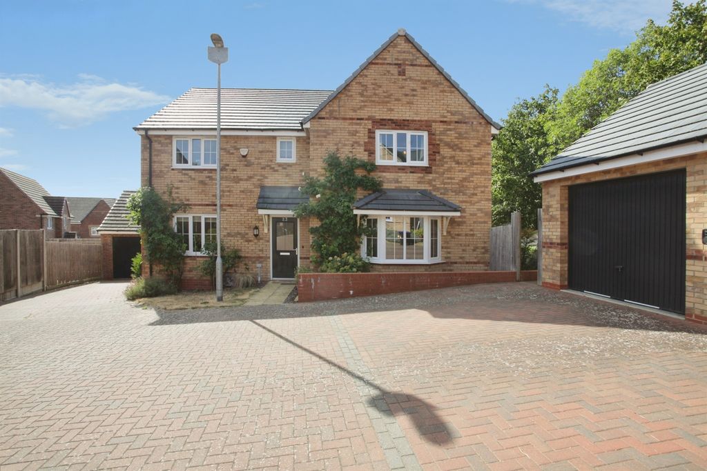 Property photo 1 of 29