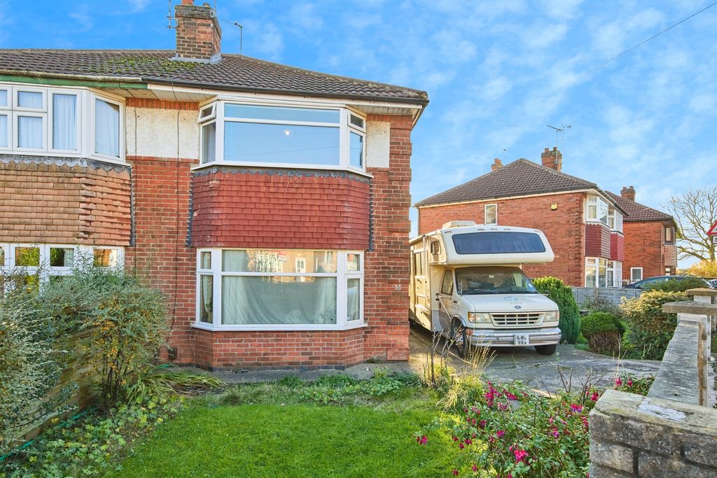 Property photo 1 of 13