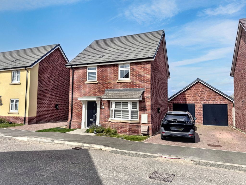 Property photo 1 of 24