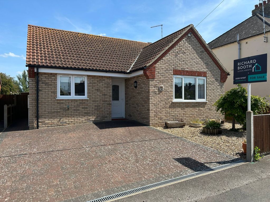 Property photo 1 of 12