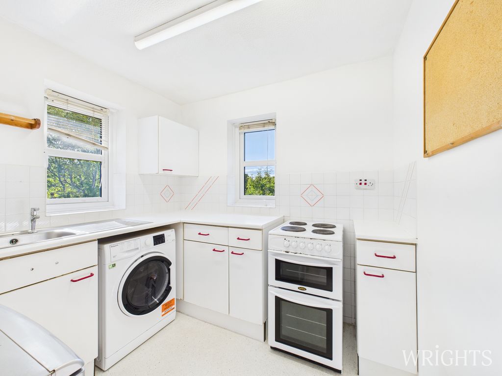 Property photo 3 of 6 Cam02796G0-Pr0505-Still001