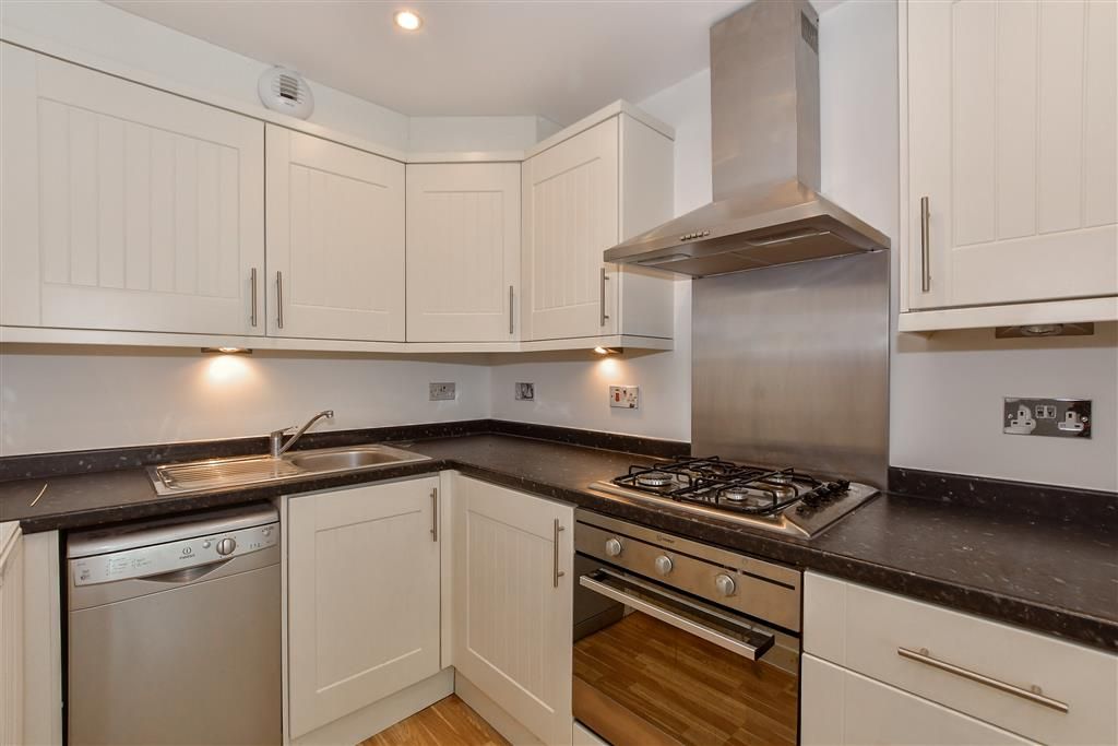 Property photo 1 of 7 Kitchen/Lounge/Diner