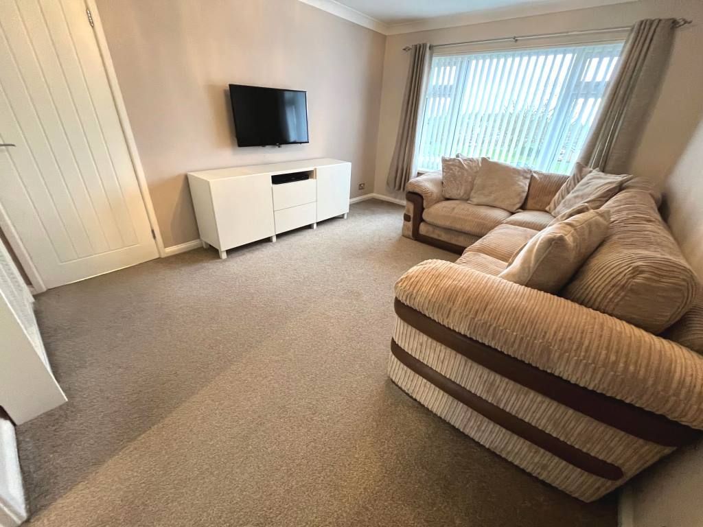 Property photo 2 of 10 Photograph 2