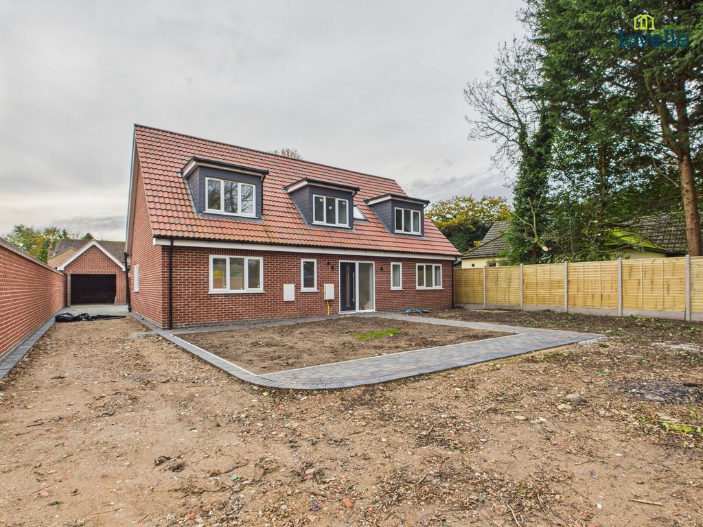 Property photo 1 of 18