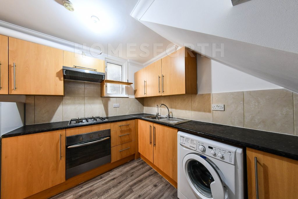 Property photo 3 of 15 Photo 16