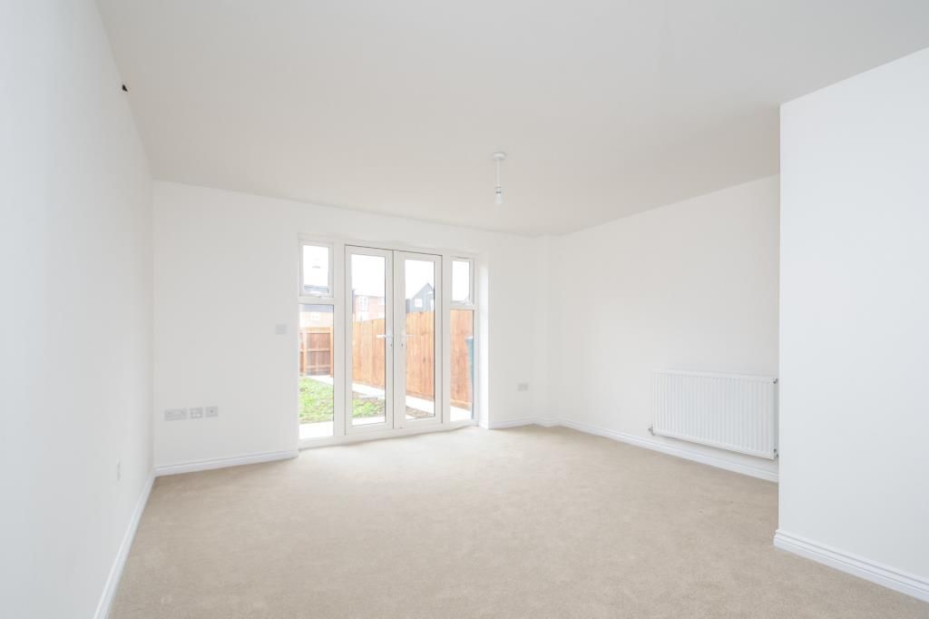 Property photo 2 of 10 Lounge