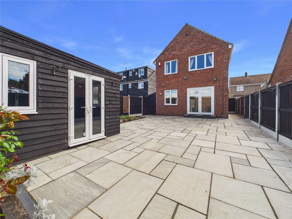 Property photo 3 of 15 Picture No. 06