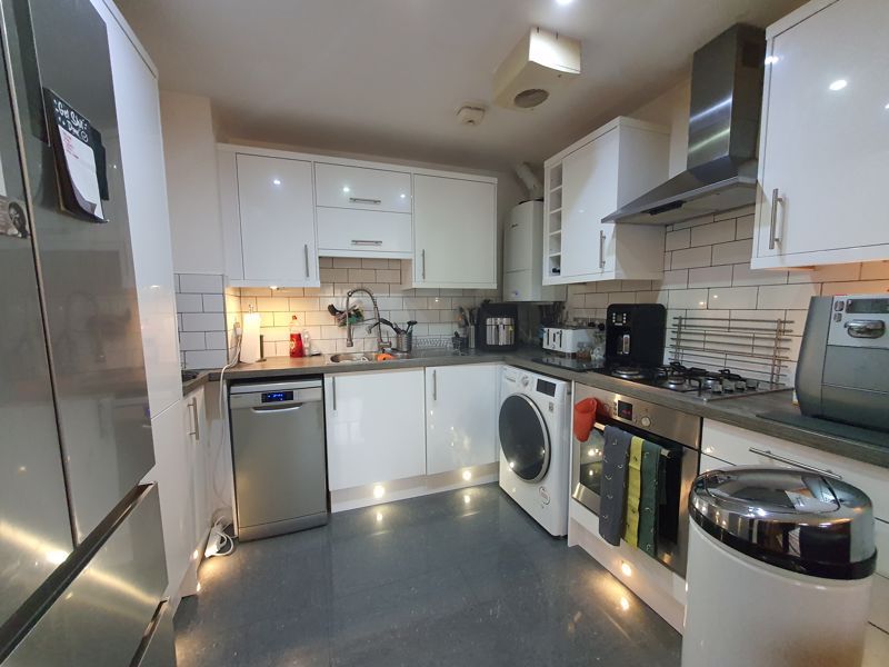 Property photo 3 of 12 Photo 10