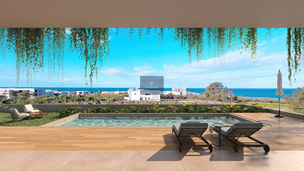 Property photo 3 of 6