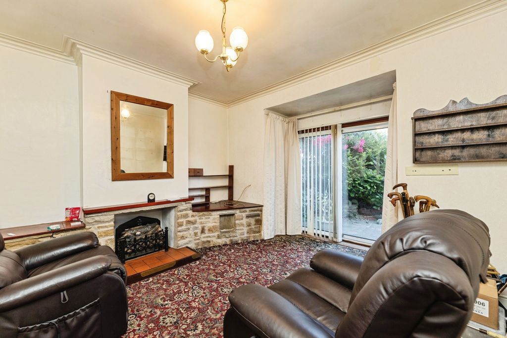 Property photo 2 of 16 3v9A9385
