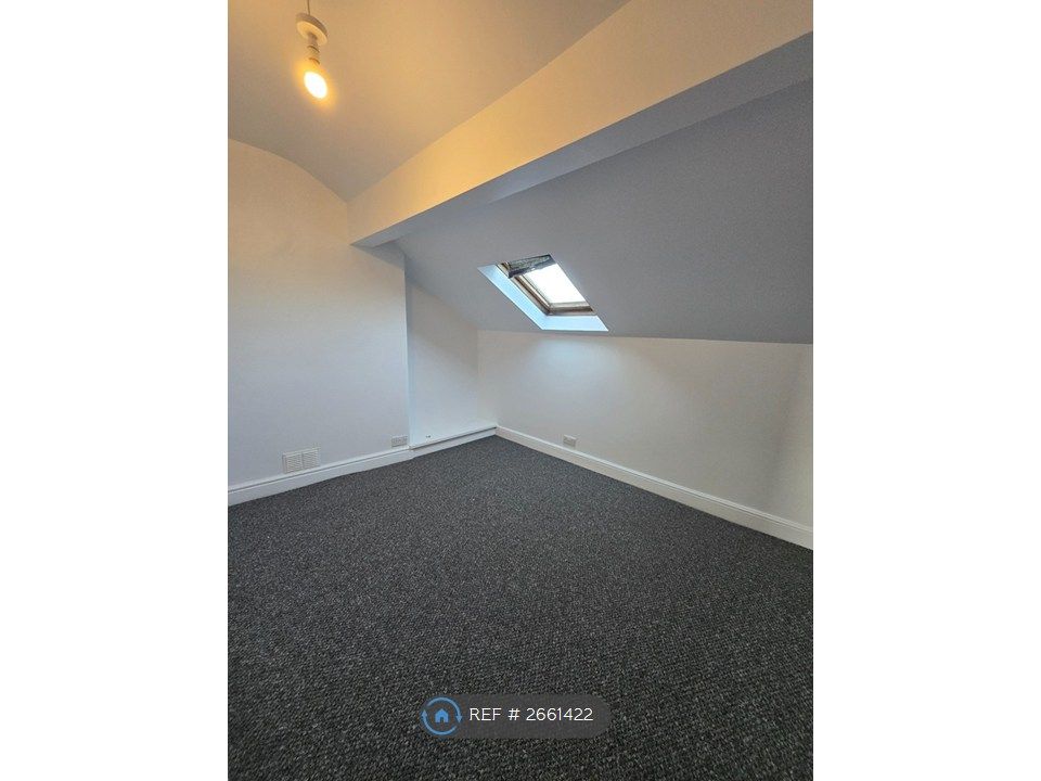 Property photo 3 of 4