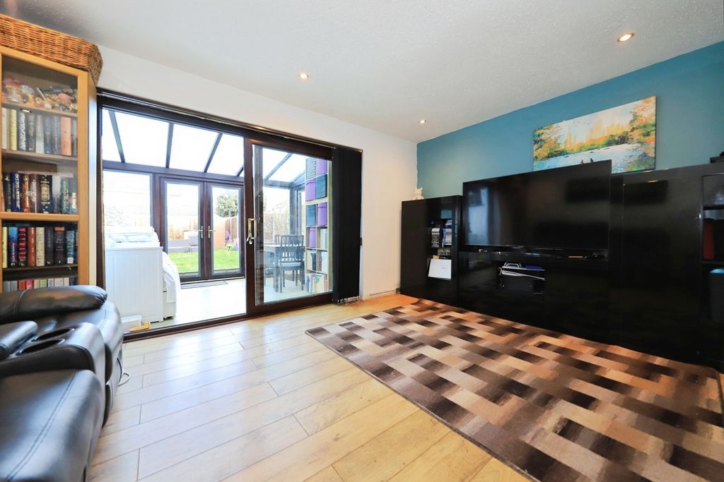 Property photo 2 of 11 Lounge/Diner