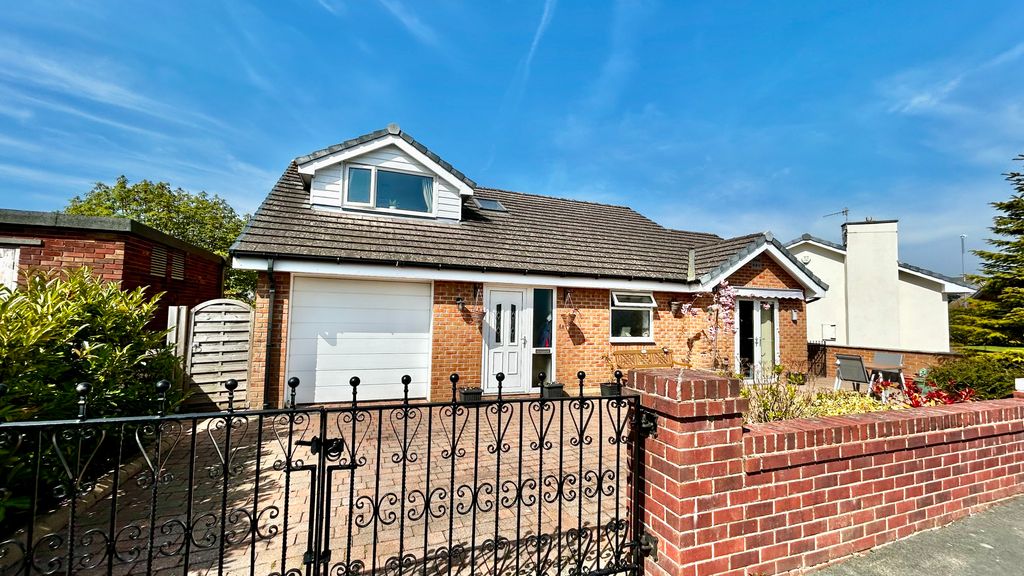 Property photo 2 of 34 28
