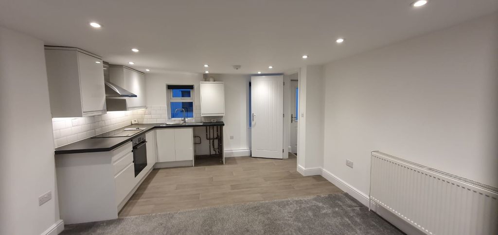 Property photo 2 of 5 Img-20260226-Wa0006