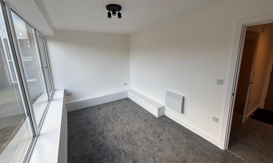 Property photo 3 of 4 Bedroom
