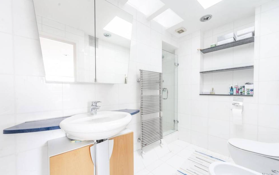 Property photo 3 of 5