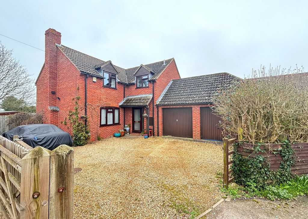 Property photo 1 of 16 Front